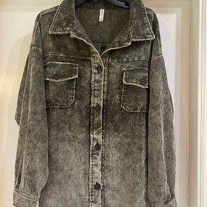 Zenana corduroy gray/green button up jacket 2XL